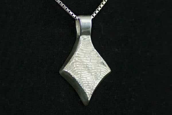 Sepia-anheng i sølv